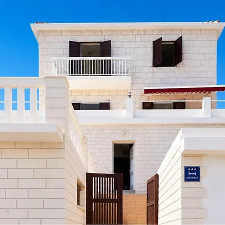 شقة 3 Bedroom Front In